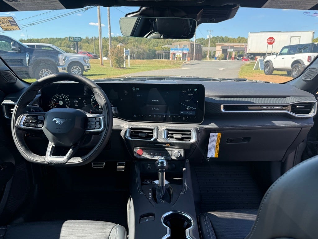 2025 Ford Mustang EcoBoost Premium