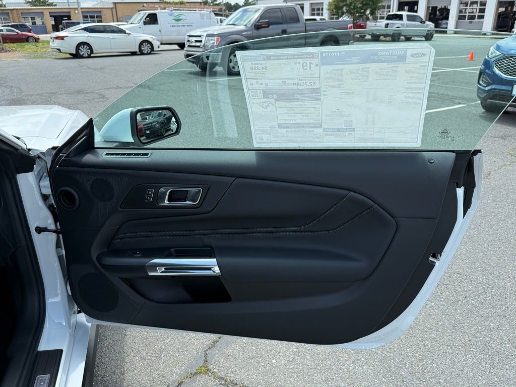 2025 Ford Mustang GT Premium