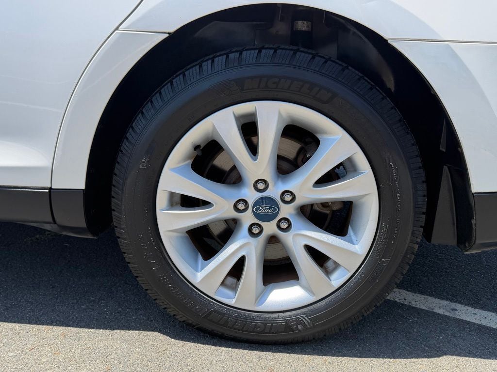 2012 Ford Taurus SEL
