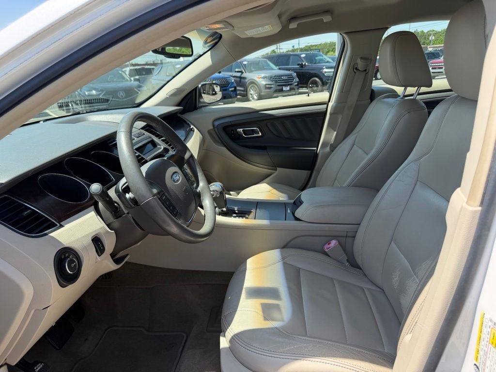 2012 Ford Taurus SEL