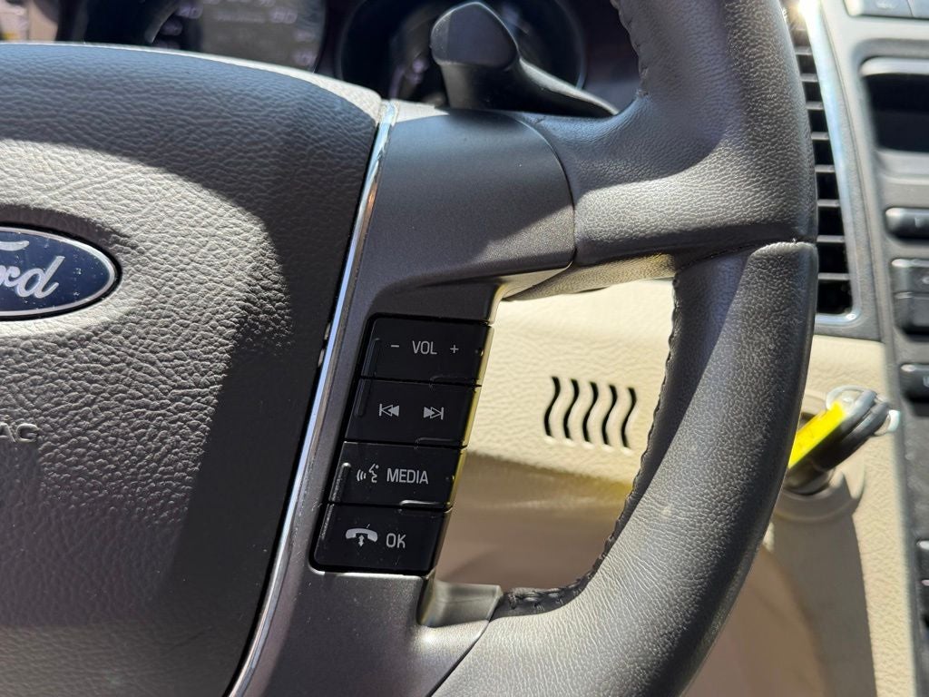 2012 Ford Taurus SEL