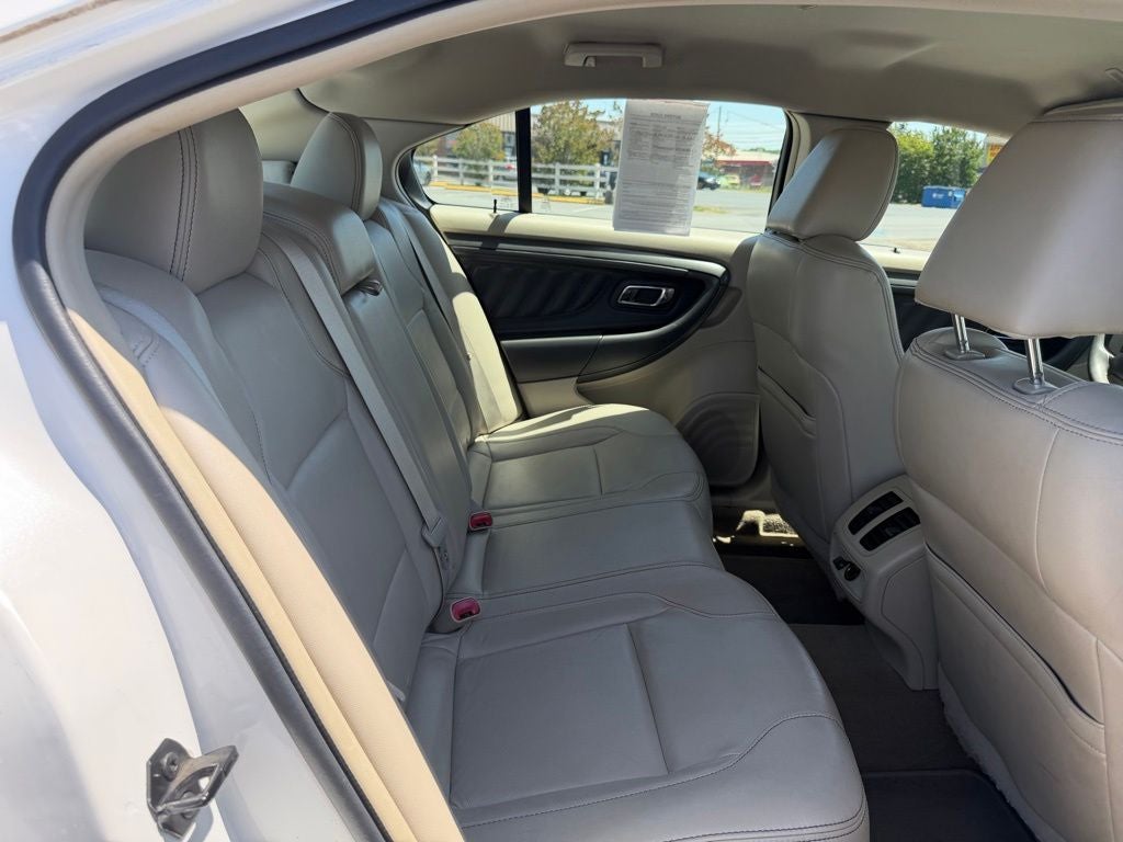 2012 Ford Taurus SEL