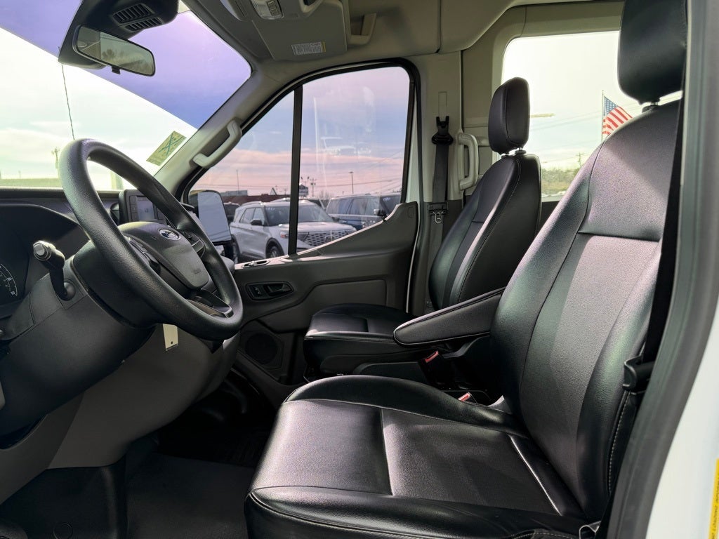 2020 Ford Transit-350 XL