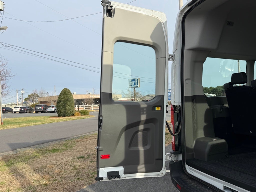 2020 Ford Transit-350 XL