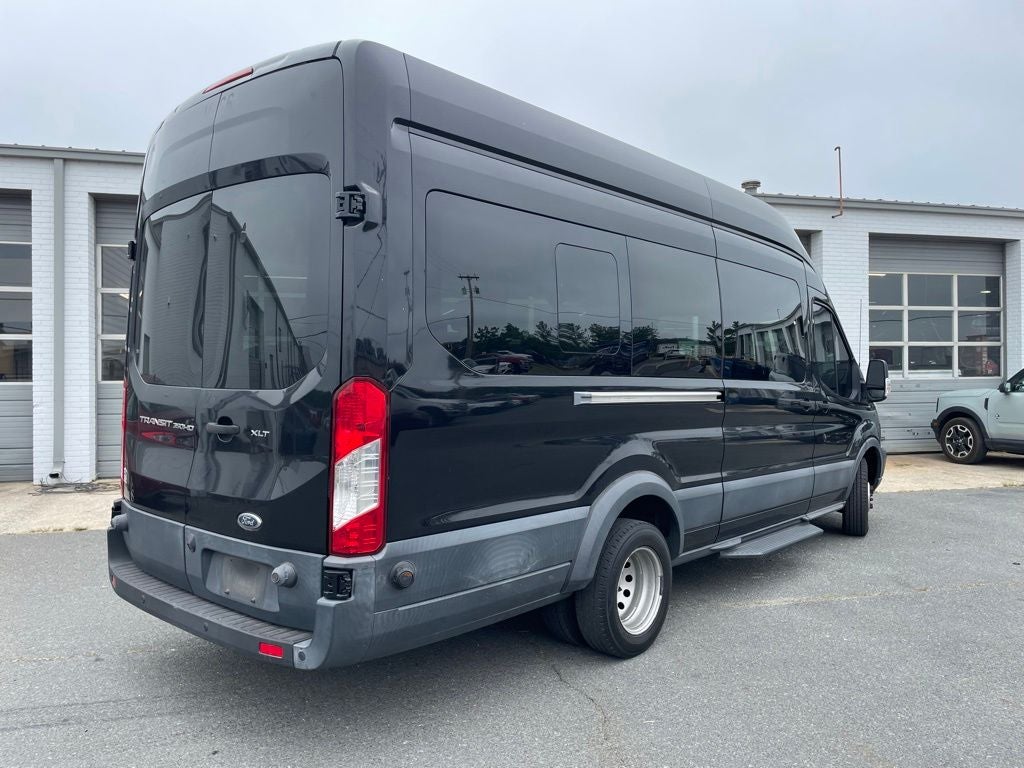 2017 Ford Transit-350 XLT