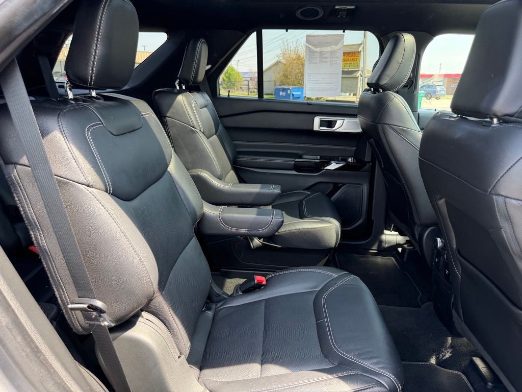 2022 Ford Explorer ST