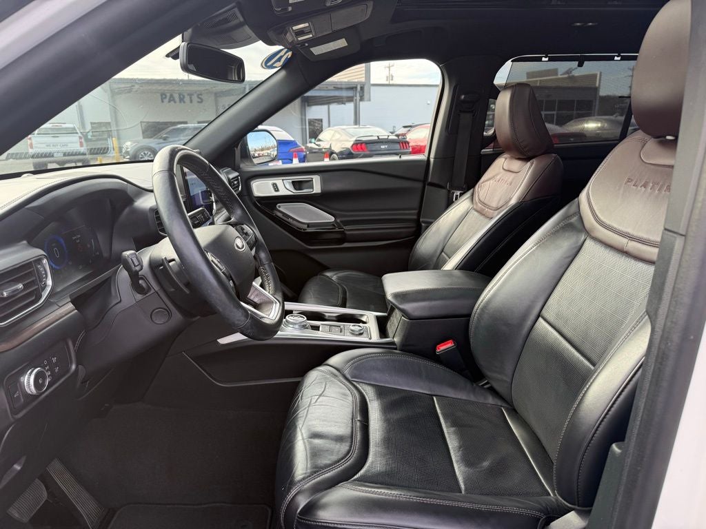 2021 Ford Explorer Platinum