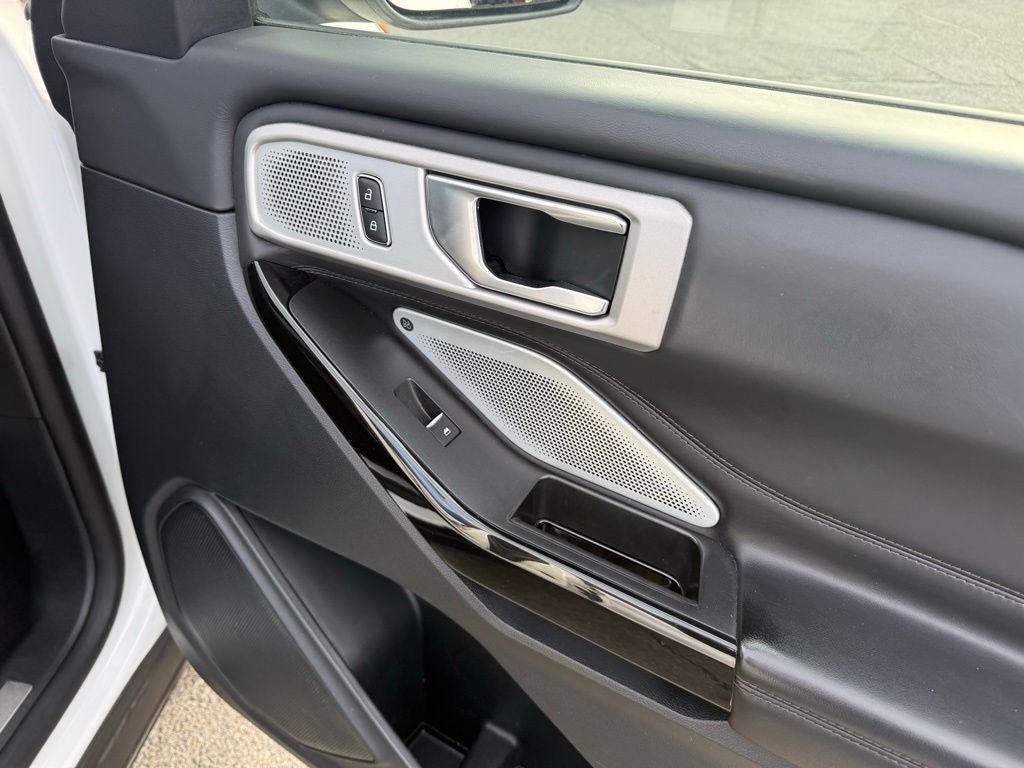 2021 Ford Explorer Platinum