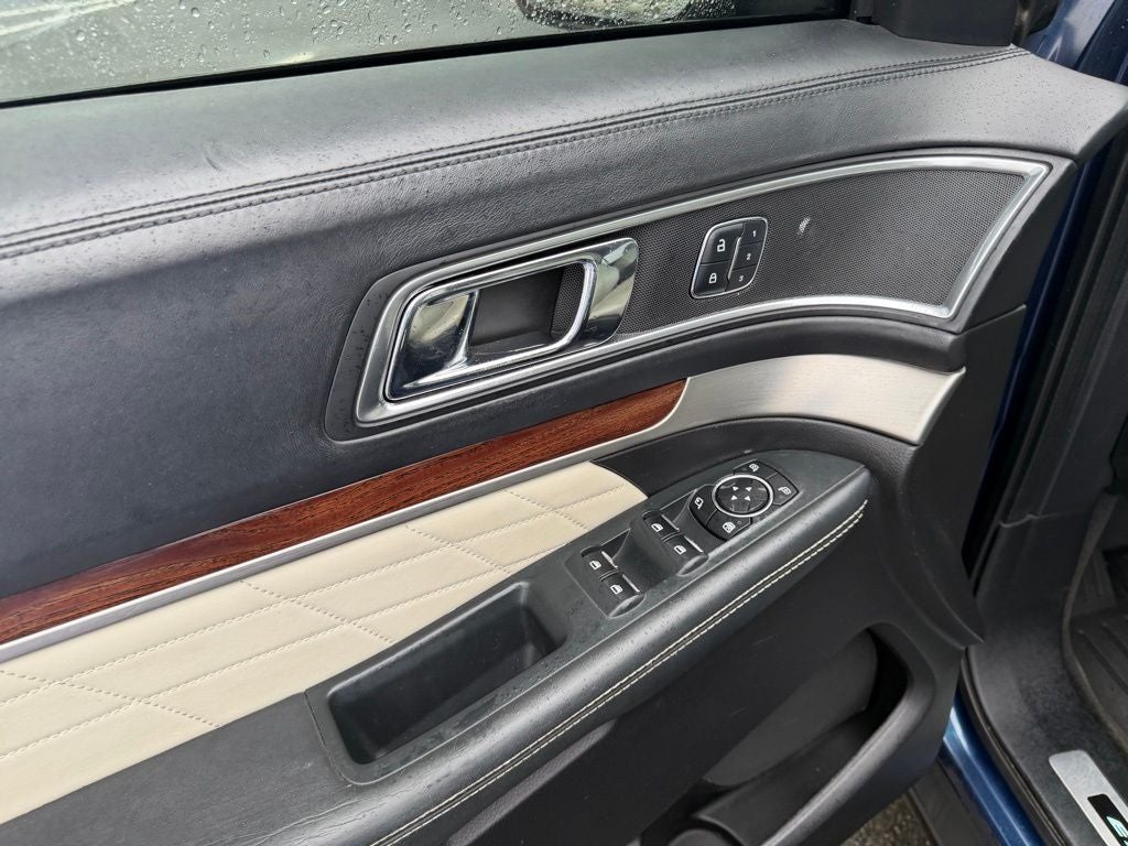 2017 Ford Explorer Platinum