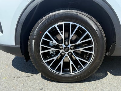 2025 Ford Escape Plug-In Hybrid Base