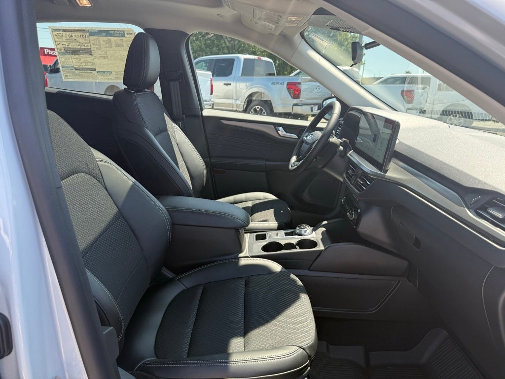 2025 Ford Escape Plug-In Hybrid Base