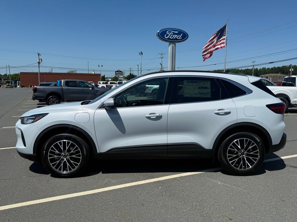 2025 Ford Escape Plug-In Hybrid Base