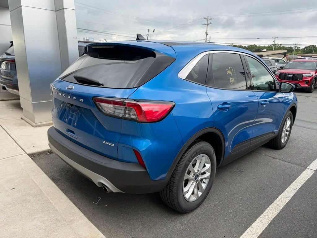 2021 Ford Escape SE