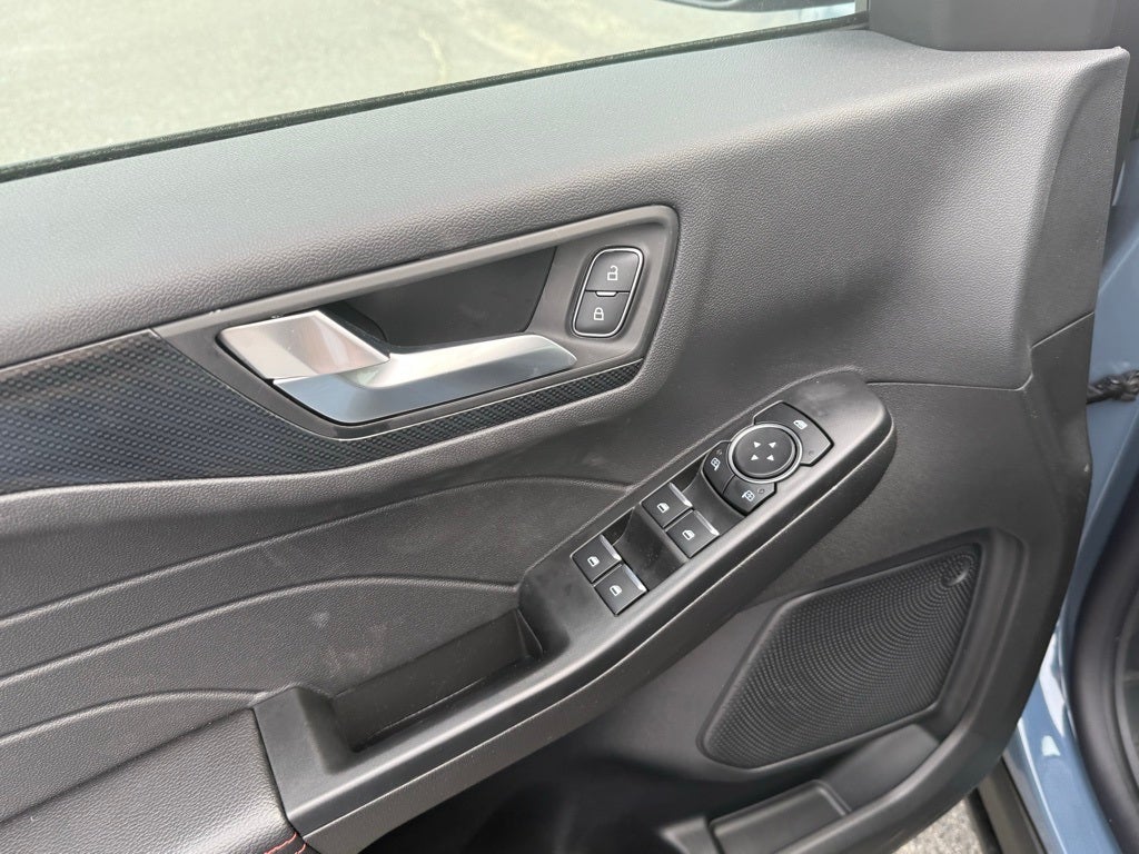 2025 Ford Escape ST-Line Select