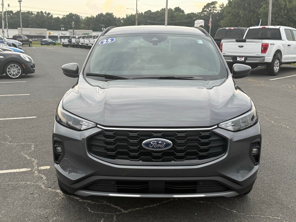 2025 Ford Escape Hybrid ST-Line Select