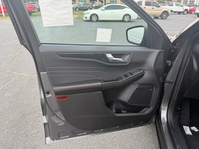 2025 Ford Escape Hybrid ST-Line Select