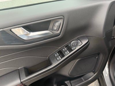 2025 Ford Escape Hybrid ST-Line Select