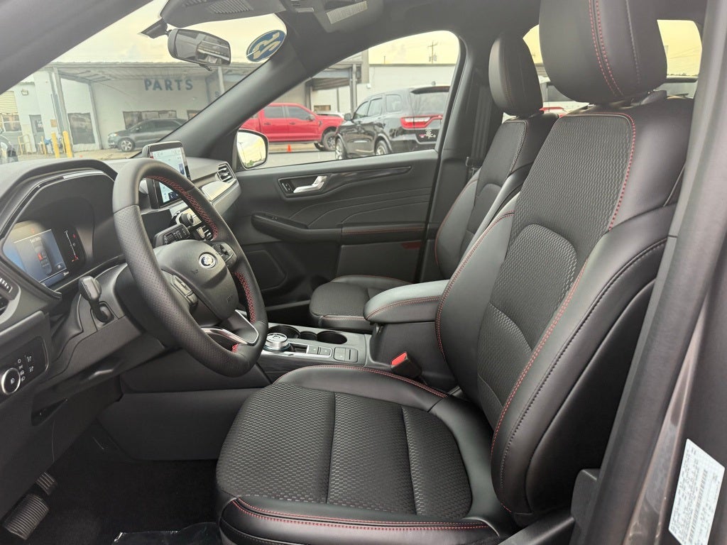 2025 Ford Escape Hybrid ST-Line Select