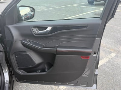 2025 Ford Escape Hybrid ST-Line Select