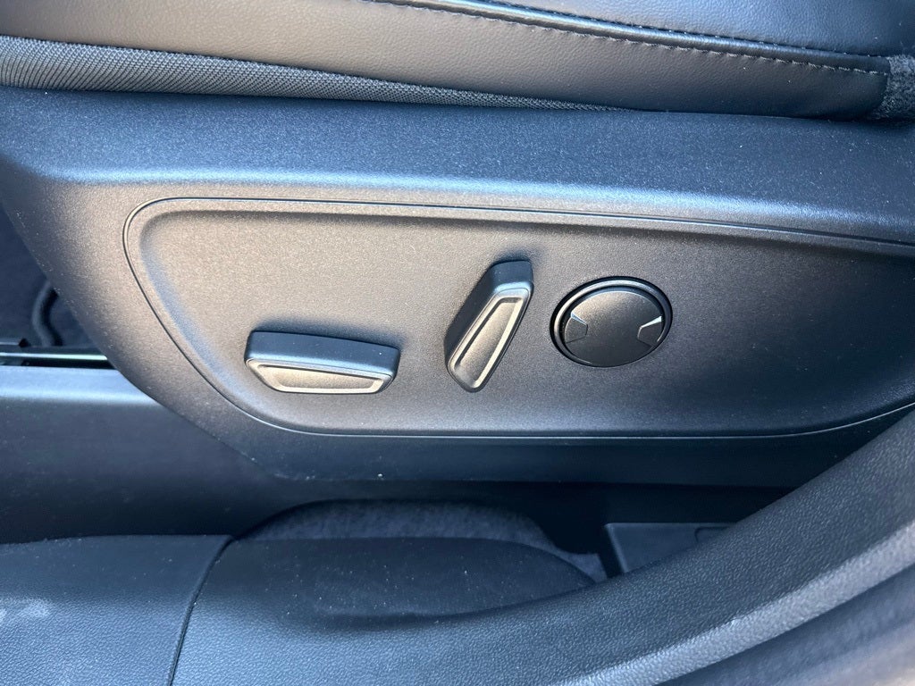 2026 Ford Escape Hybrid ST-Line Select