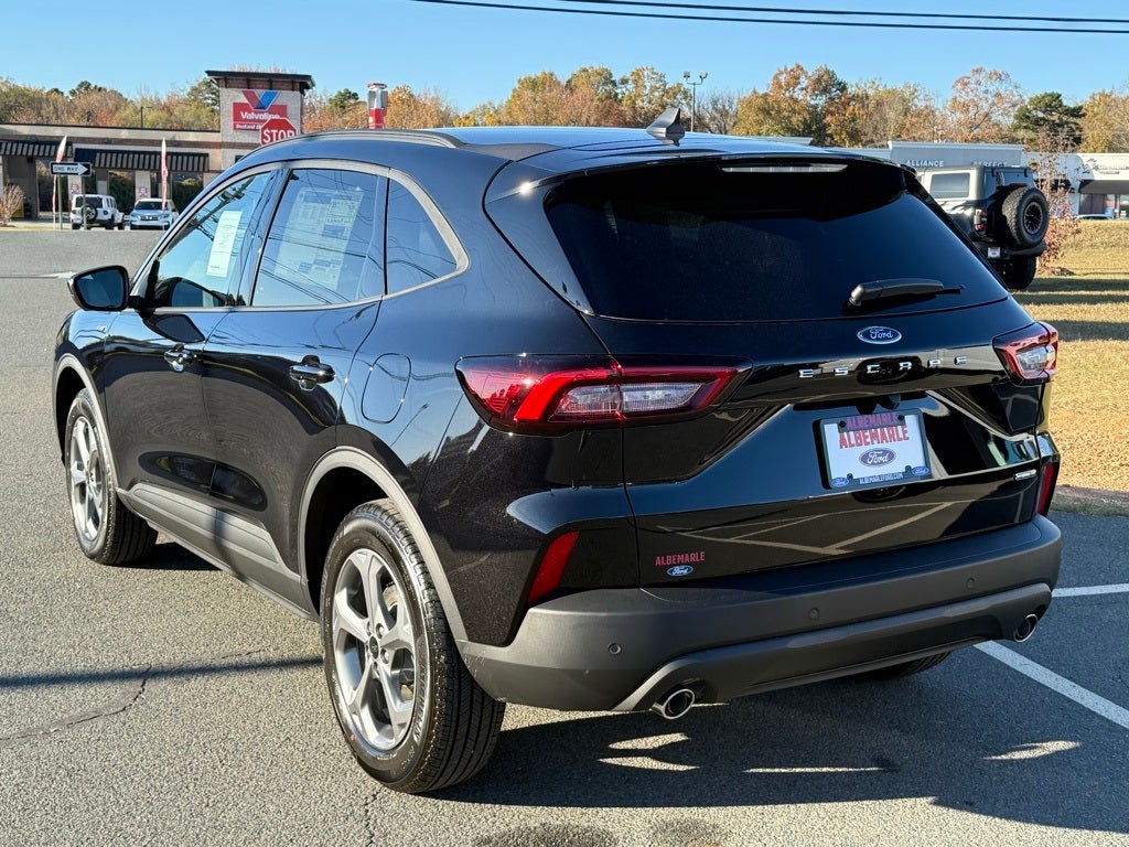 2026 Ford Escape Hybrid ST-Line Select