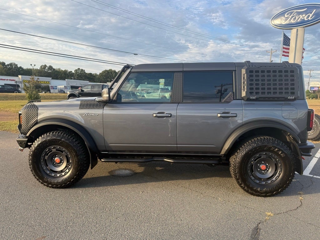 2024 Ford Bronco Outer Banks
