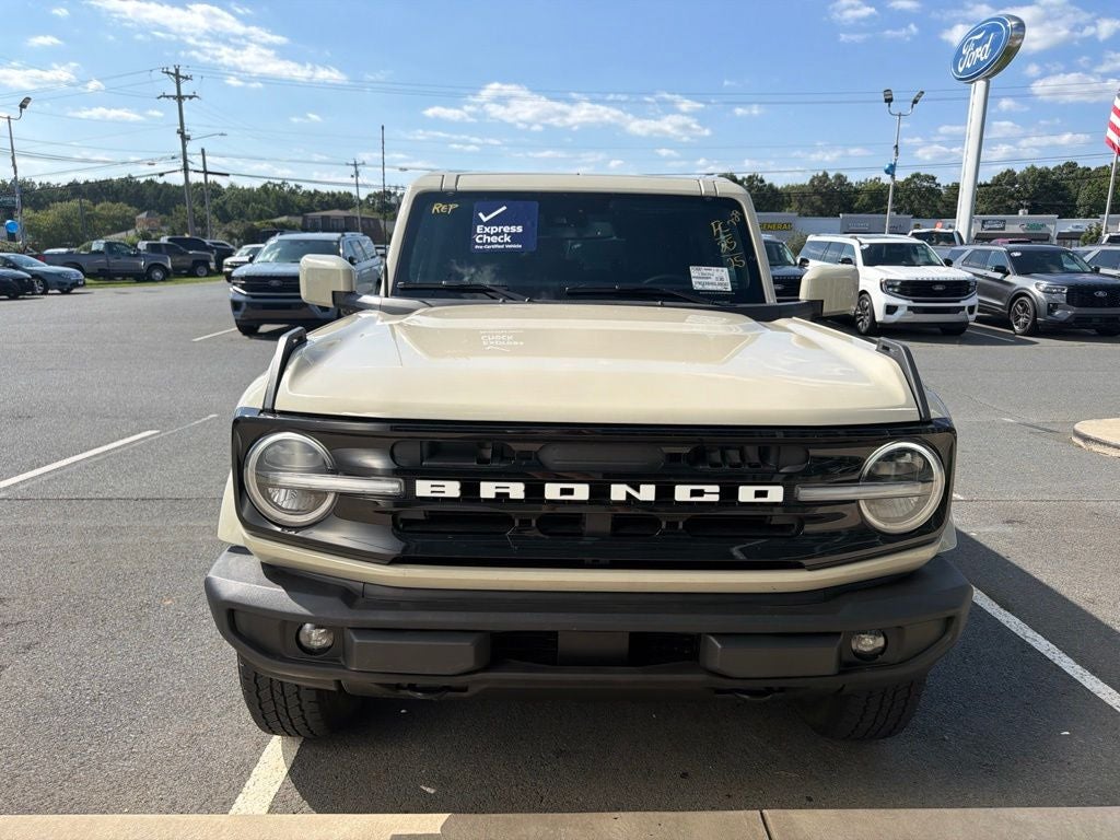 2025 Ford Bronco Outer Banks