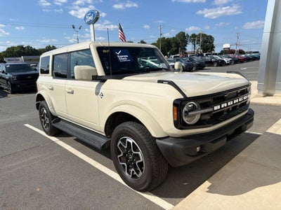 2025 Ford Bronco Outer Banks