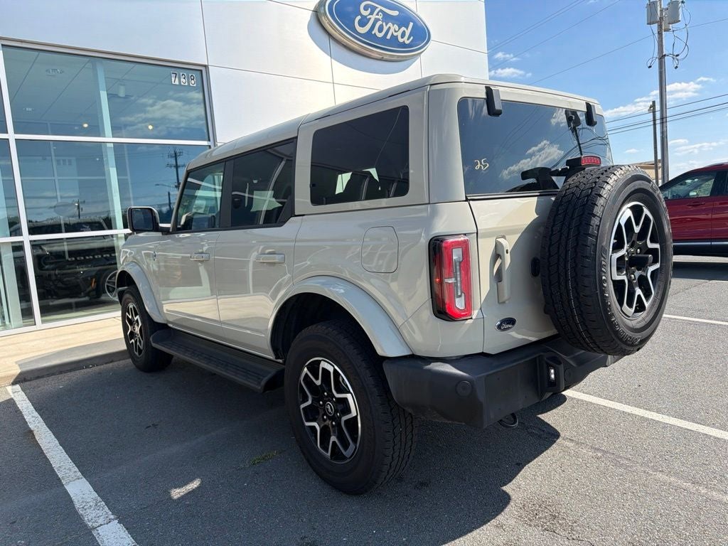 2025 Ford Bronco Outer Banks
