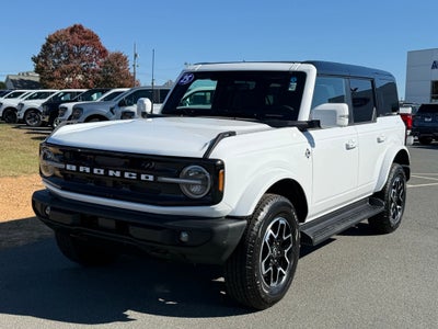 2025 Ford Bronco Outer Banks
