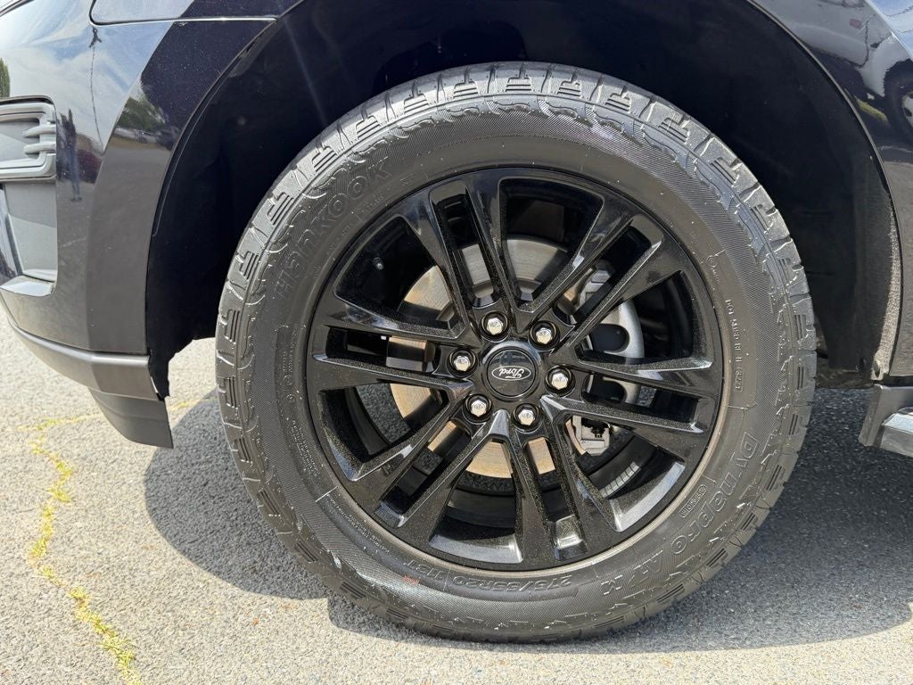 2022 Ford Expedition Max XLT