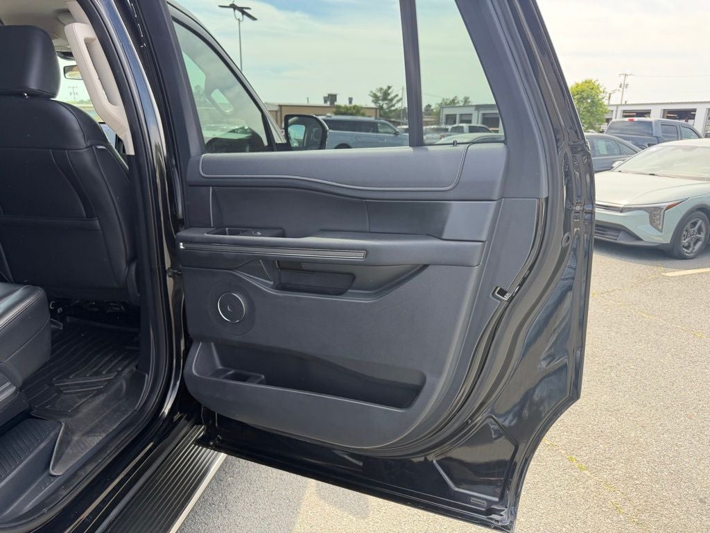 2022 Ford Expedition Max XLT