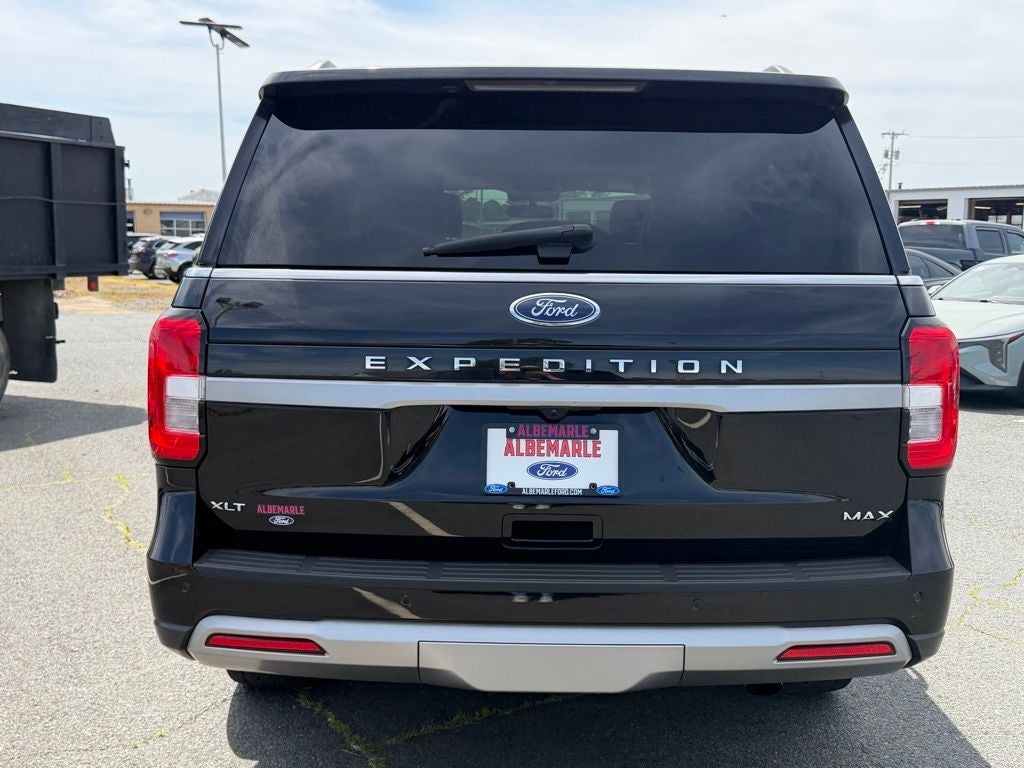 2022 Ford Expedition Max XLT