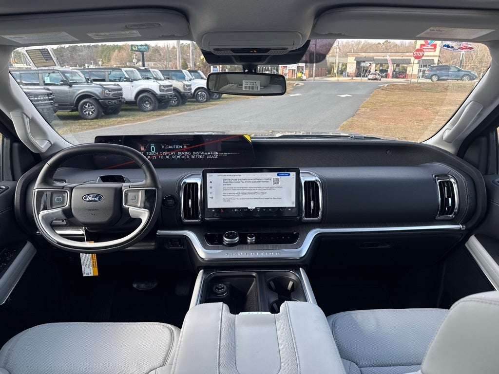 2025 Ford Expedition Max Platinum