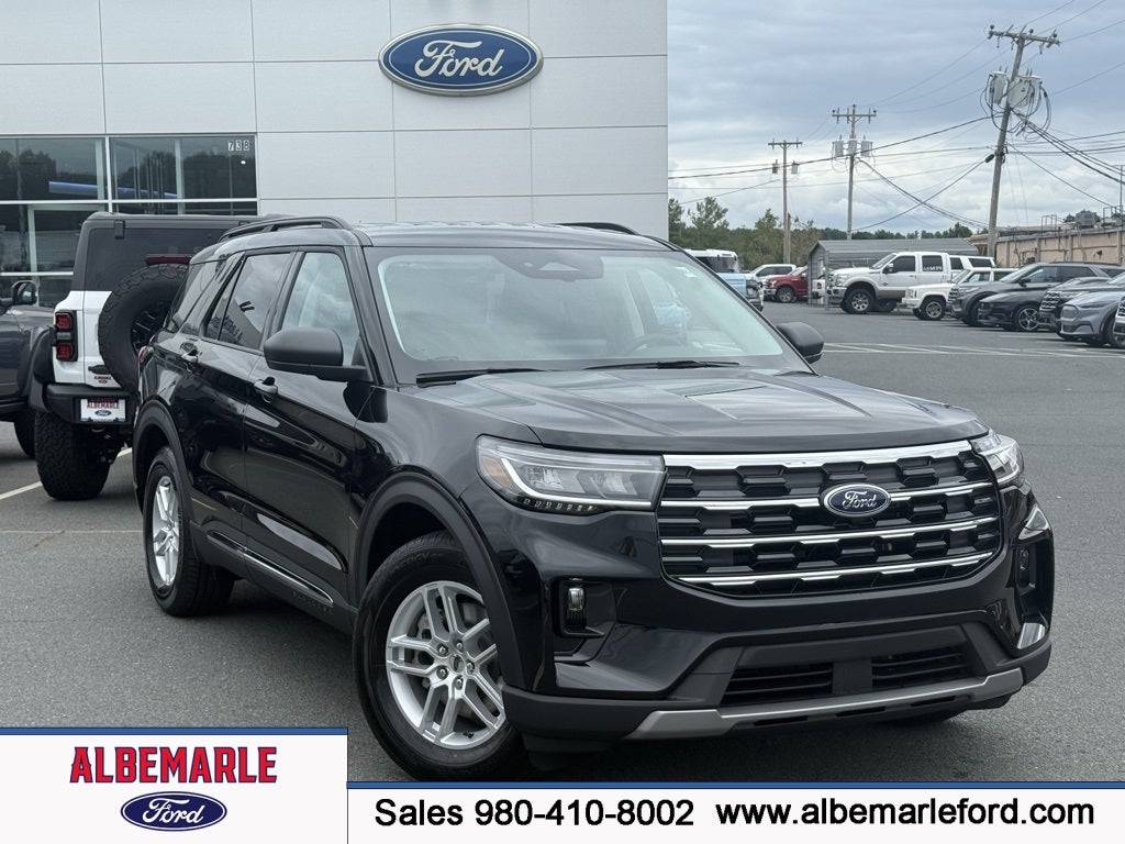 2025 Ford Explorer Active
