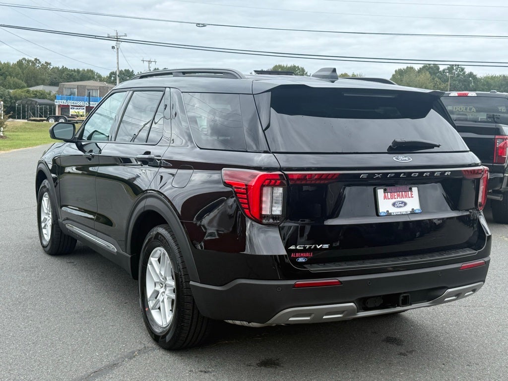 2025 Ford Explorer Active