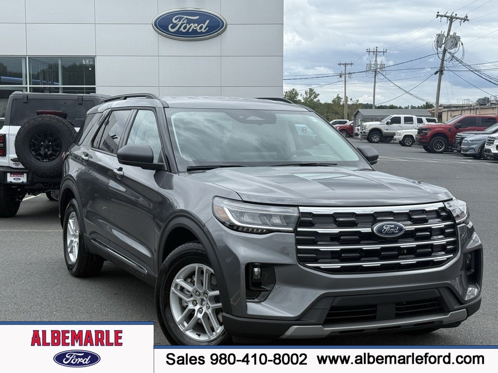 2025 Ford Explorer Active