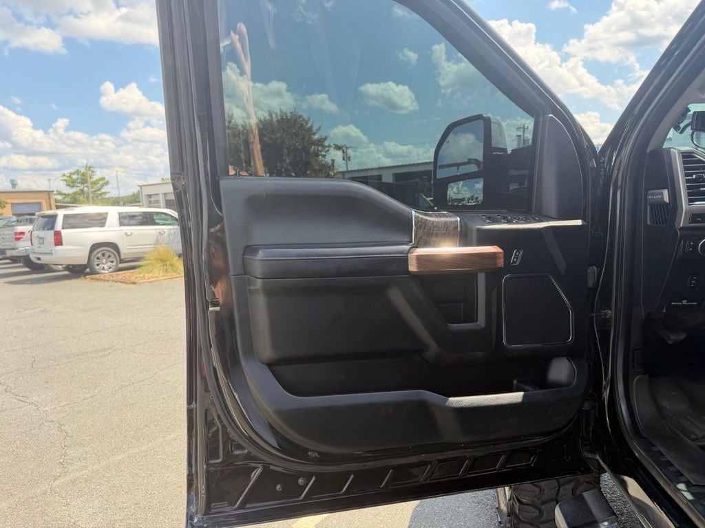 2017 Ford F-250SD Lariat