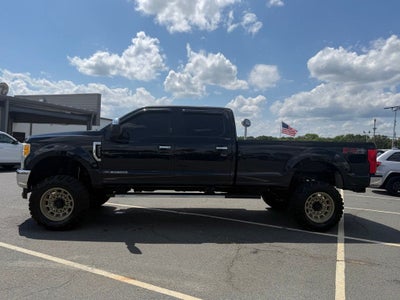 2017 Ford F-250SD Lariat
