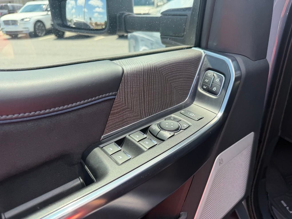 2025 Ford F-250SD Platinum