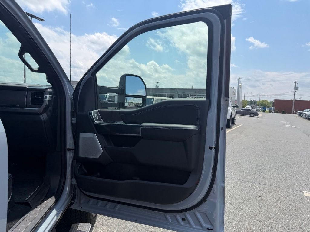 2025 Ford F-250SD Platinum