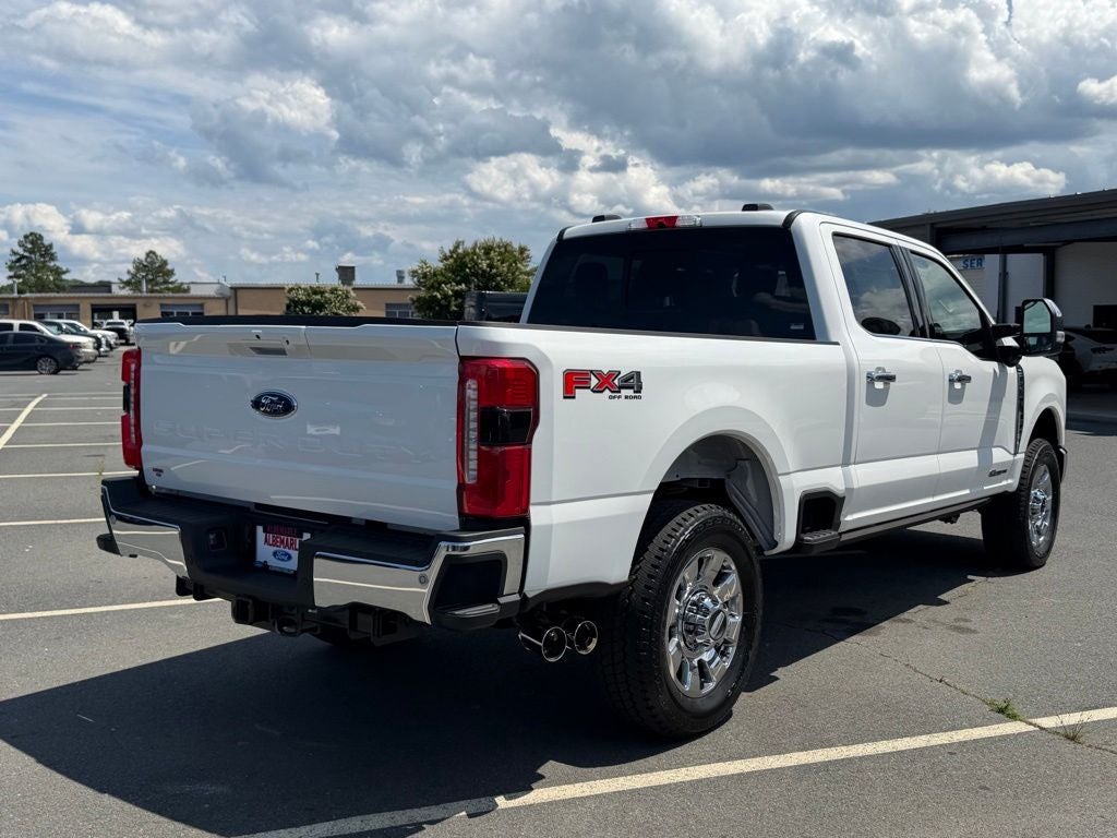 2026 Ford F-350SD Lariat