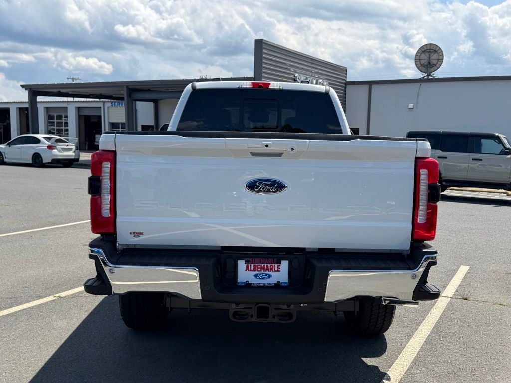 2026 Ford F-350SD Lariat