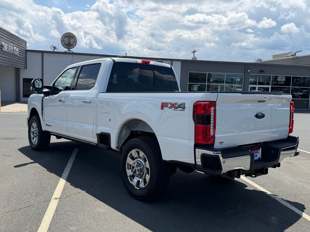 2026 Ford F-350SD Lariat