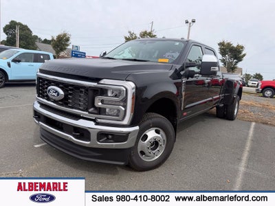 2027 Ford F-350SD Lariat DRW