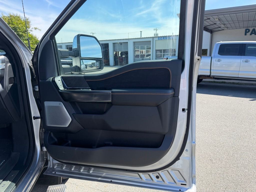 2024 Ford F-350SD Platinum DRW