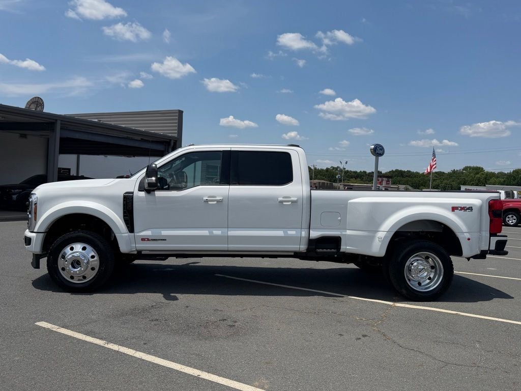 2026 Ford F-450SD Platinum DRW
