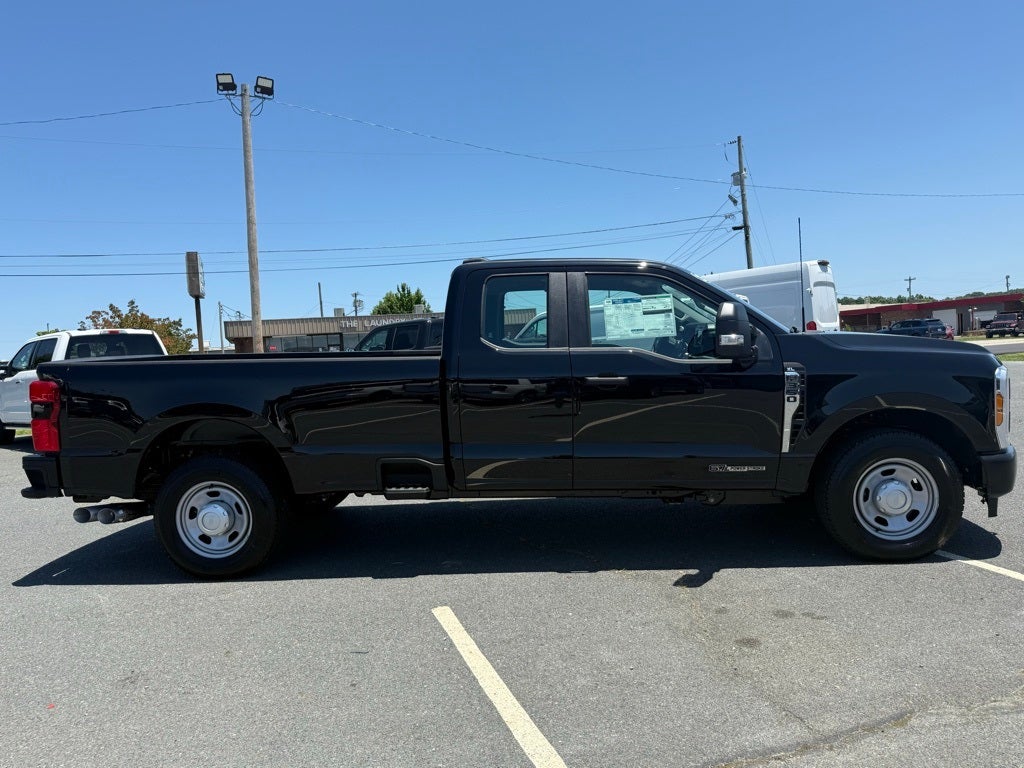 2025 Ford F-350SD XL