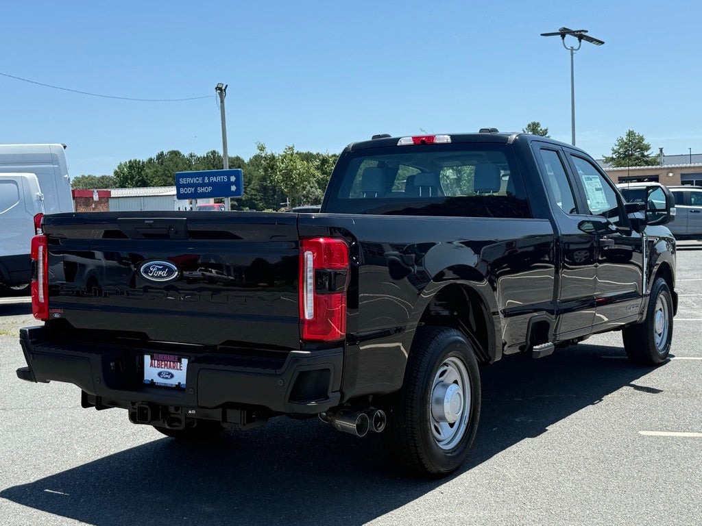 2025 Ford F-350SD XL