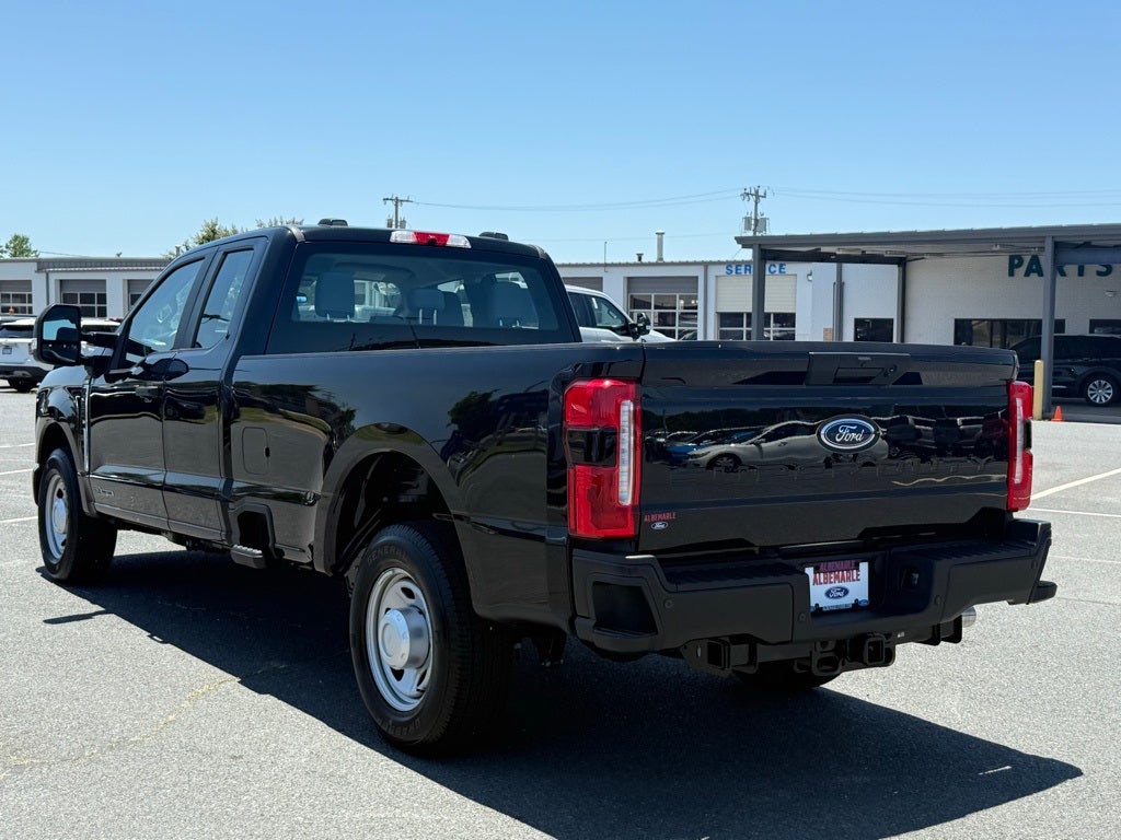 2025 Ford F-350SD XL